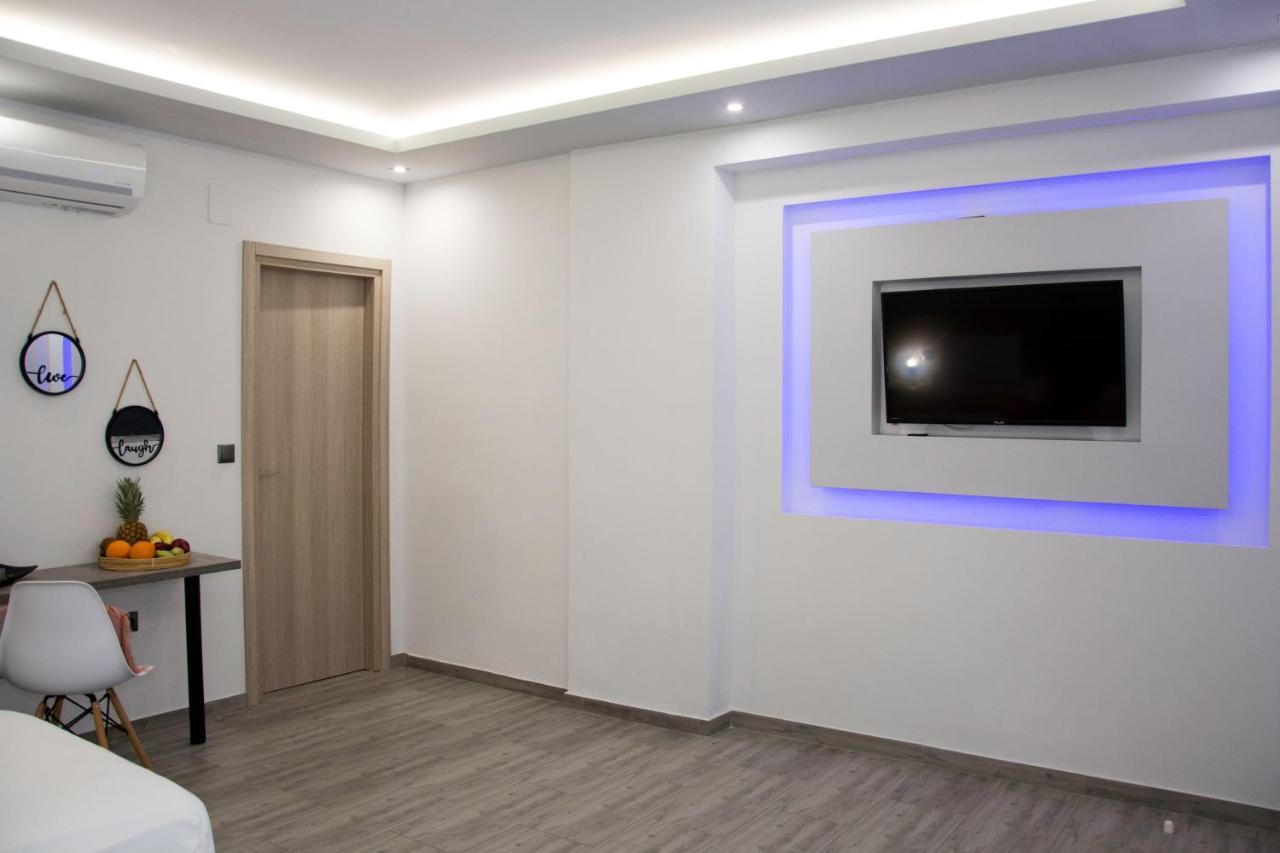 Big Max Guesthouse Kávos Exteriér fotografie